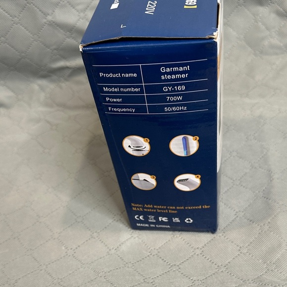 Garment Steamer White New in Box NWT - Picture 6 of 11